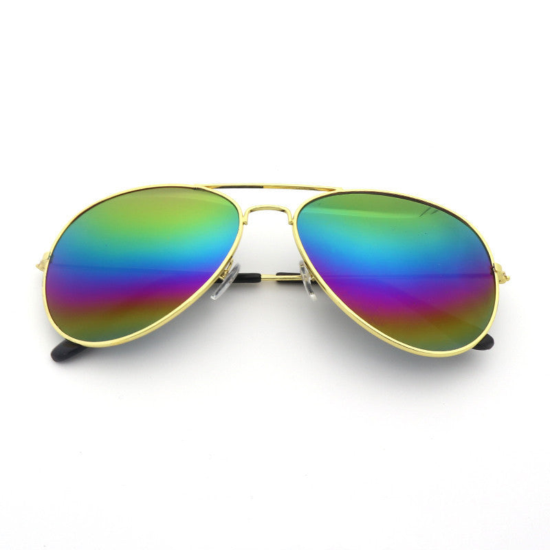Classic Aviator Sunglasses – UV400 Protection with Sleek Black Frame