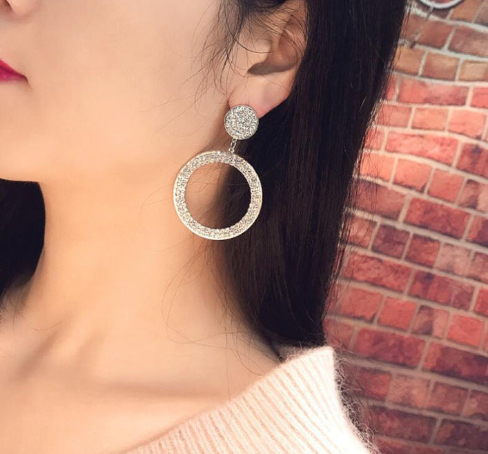 Statement Crystal Circle Drop Earrings – Bold Glamour in Gold