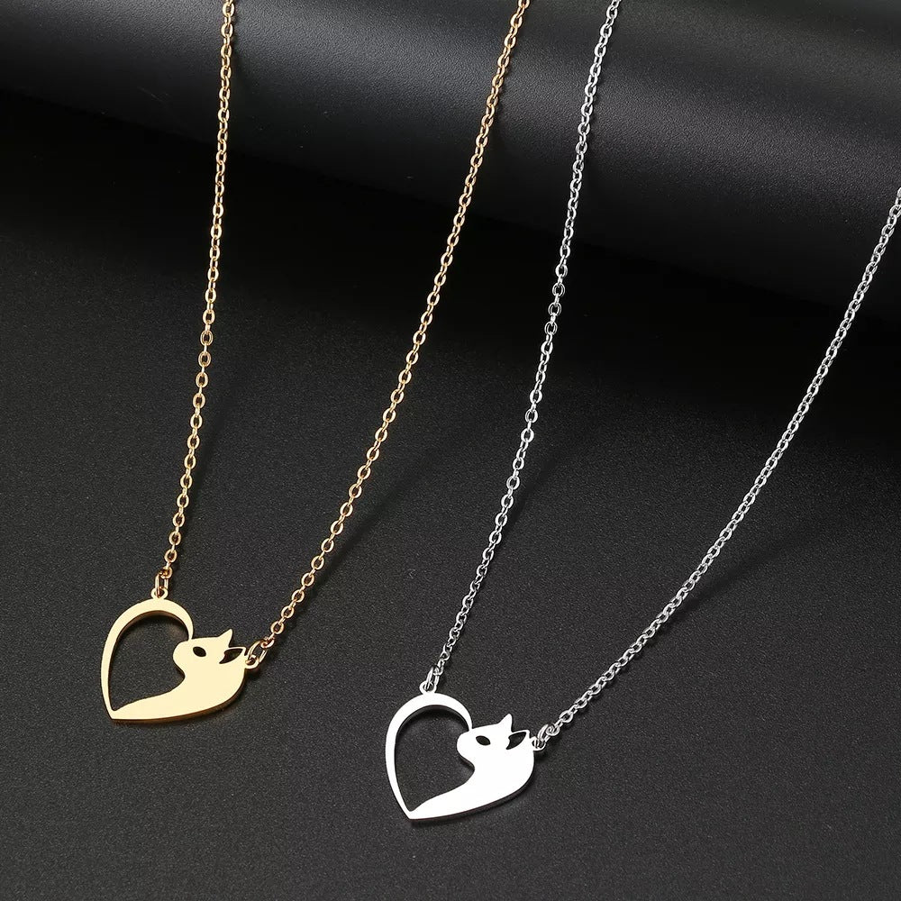 Gold Cat Heart Necklace – Cute Stainless Steel Pendant for Animal Lovers