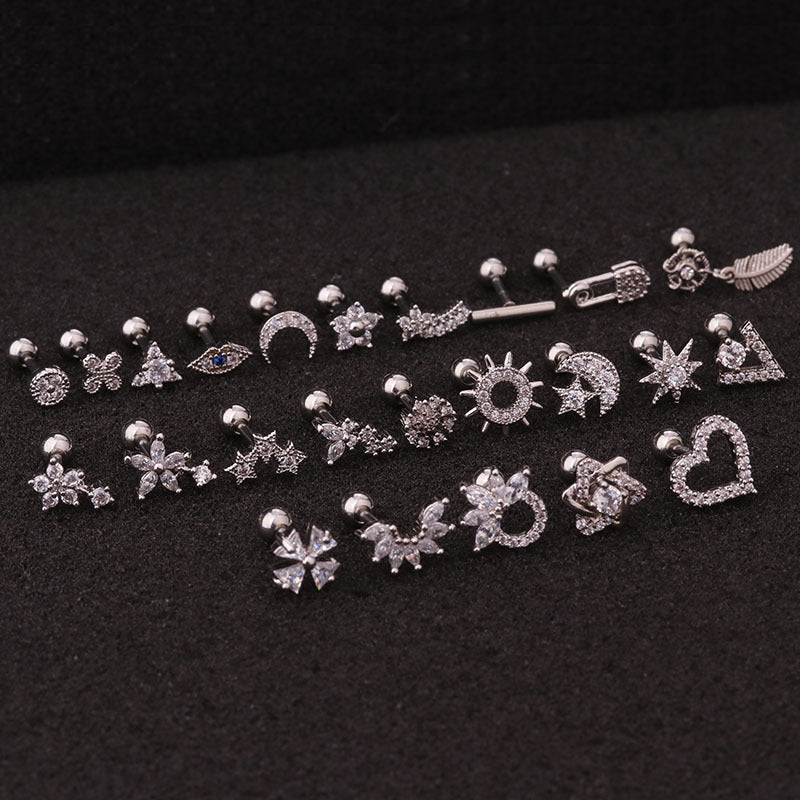 Single Gold Ear Studs – Dainty Sparkling Designs for Curated Piercings