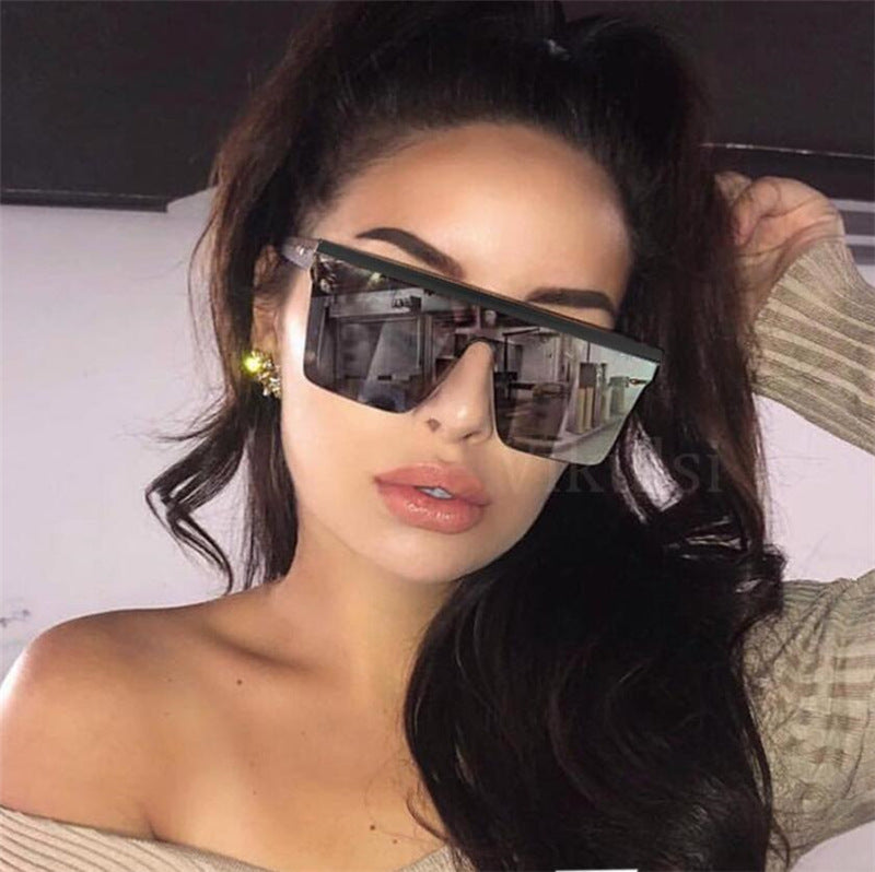 Futuristic Visor Shield Sunglasses – Bold Black Edition
