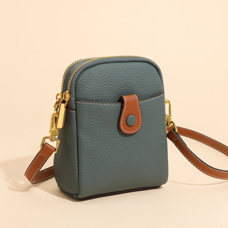 Chic Lychee Crossbody – Compact Elegance for Everyday Adventures