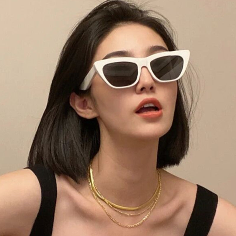 Vintage Beige Cat-Eye Sunglasses – Chic Retro Glamour
