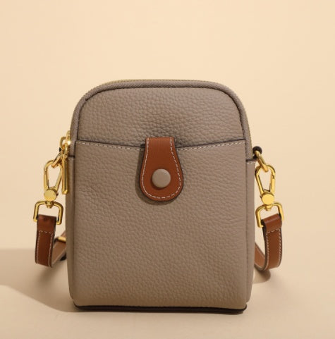 Chic Lychee Crossbody – Compact Elegance for Everyday Adventures