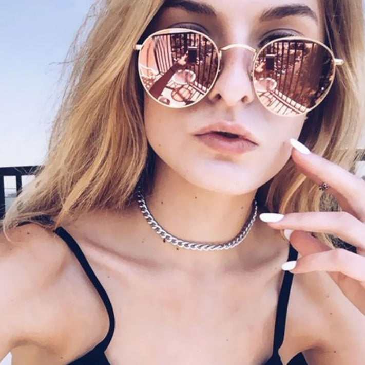 Vintage Glam Retro Sunglasses – Bold & Chic for Women