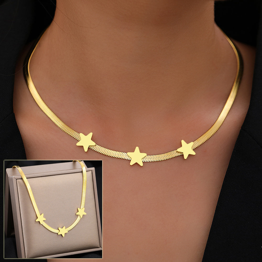 Bold Gold Star Statement Necklace – Chic Celestial Design for Women