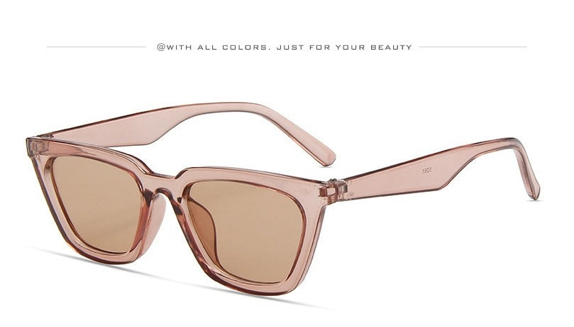 Vintage Beige Cat-Eye Sunglasses – Chic Retro Glamour
