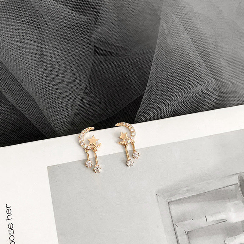 Moon & Star Drop Earrings – Dainty Gold Celestial Charm for Everyday Magic