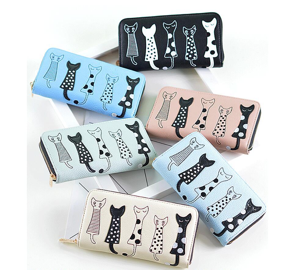 Playful Cats Long Wallet – A Touch of Whimsy for Cat Lovers