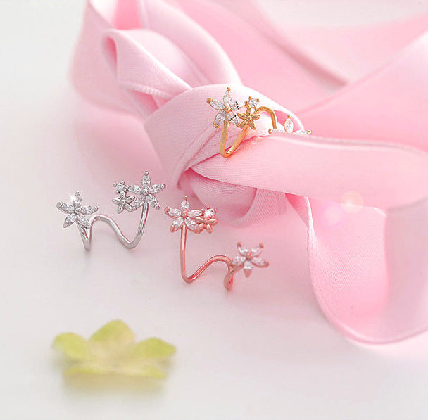 Delicate Rose Gold Floral Earrings – Sparkle Elegance for Short Hair