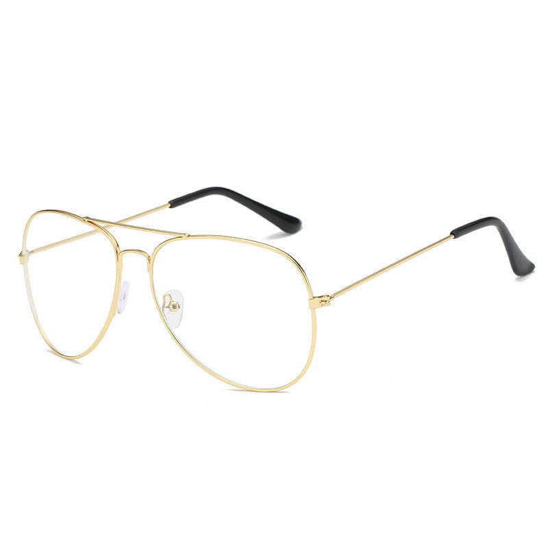 Classic Aviator Sunglasses – UV400 Protection with Sleek Black Frame