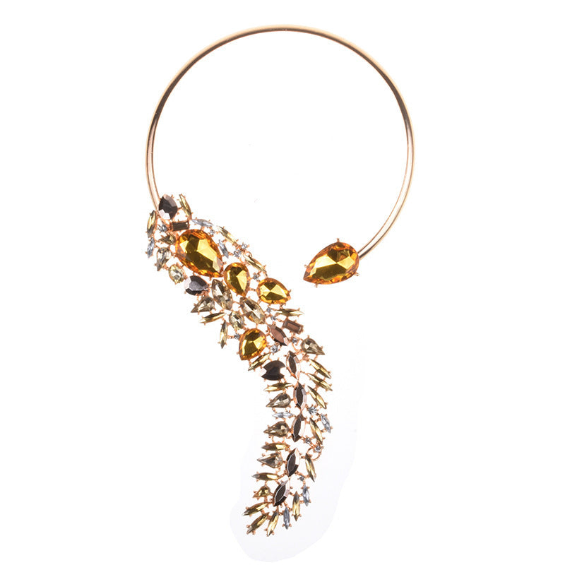 Statement Rhinestone Choker – Bold Crystal Collar for Glamorous Nights