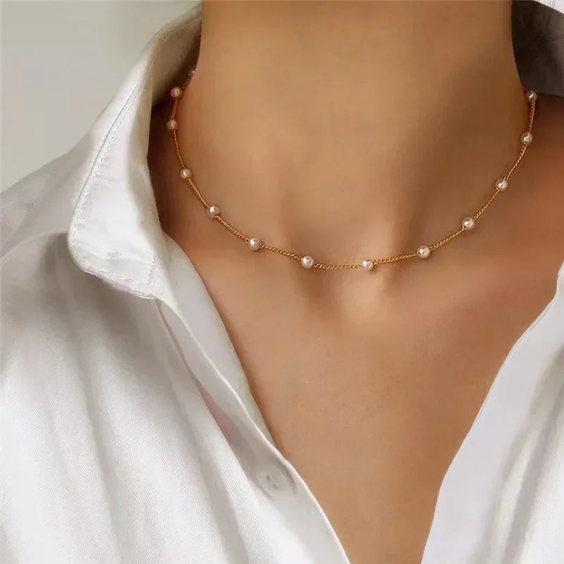 Aurora Pearl Choker