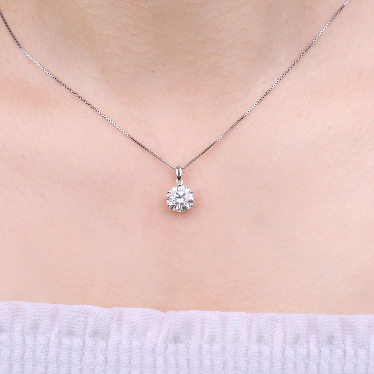 Moissanite Aura Pendant – Dazzling Elegance in Sterling Silver