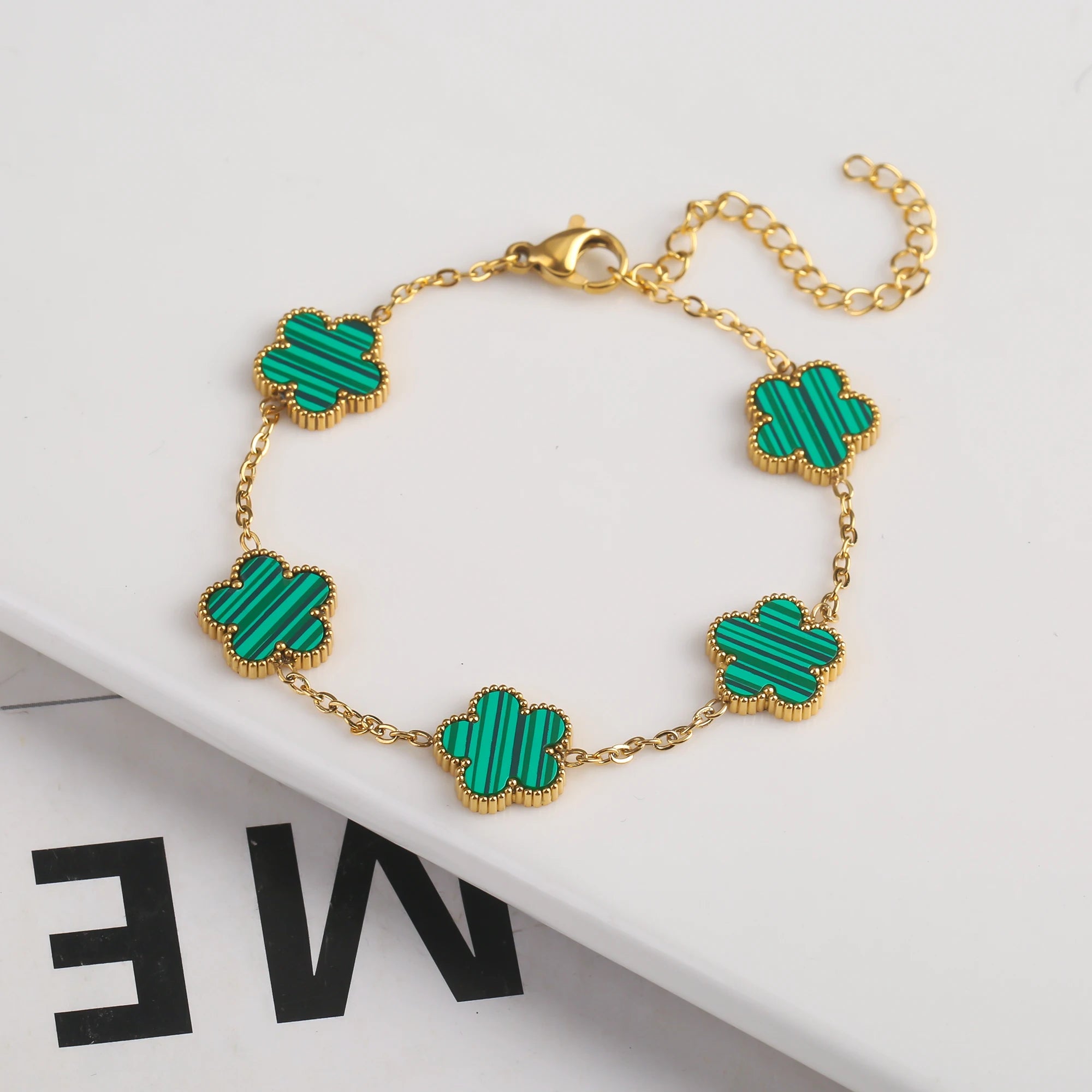 Clover Bloom Jewellery – Elegant Lucky Charm Set for Women