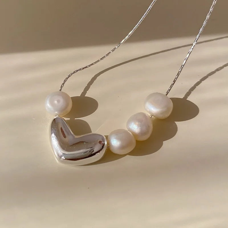 Aurora Pearl Choker