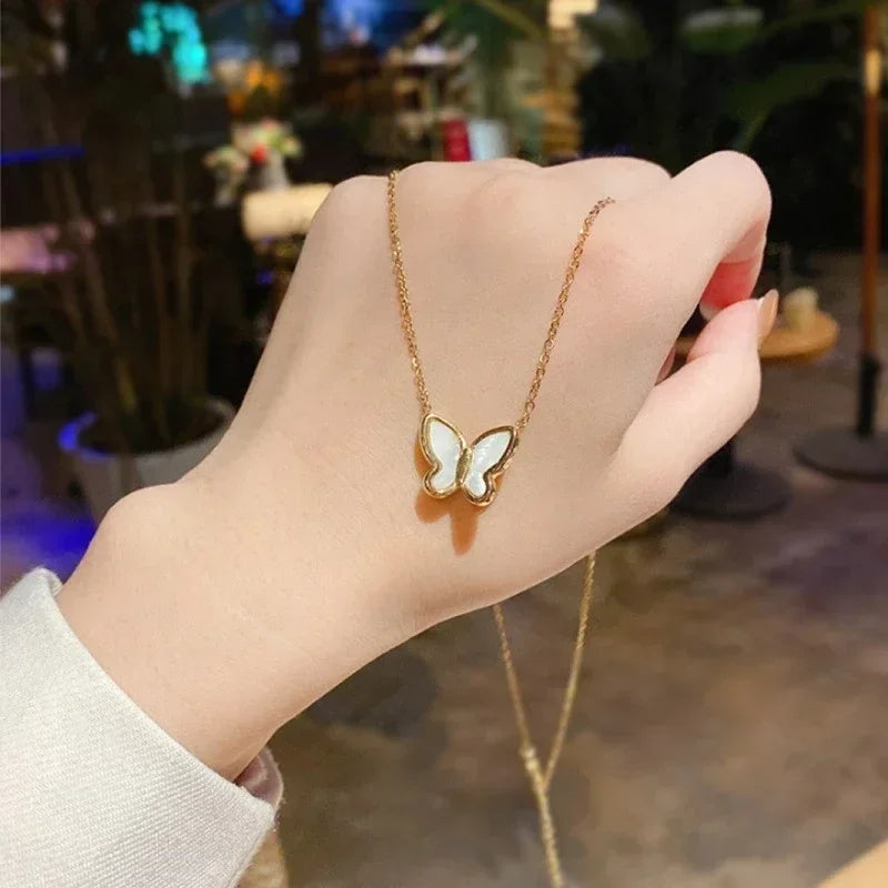 Aurora Pearl Choker