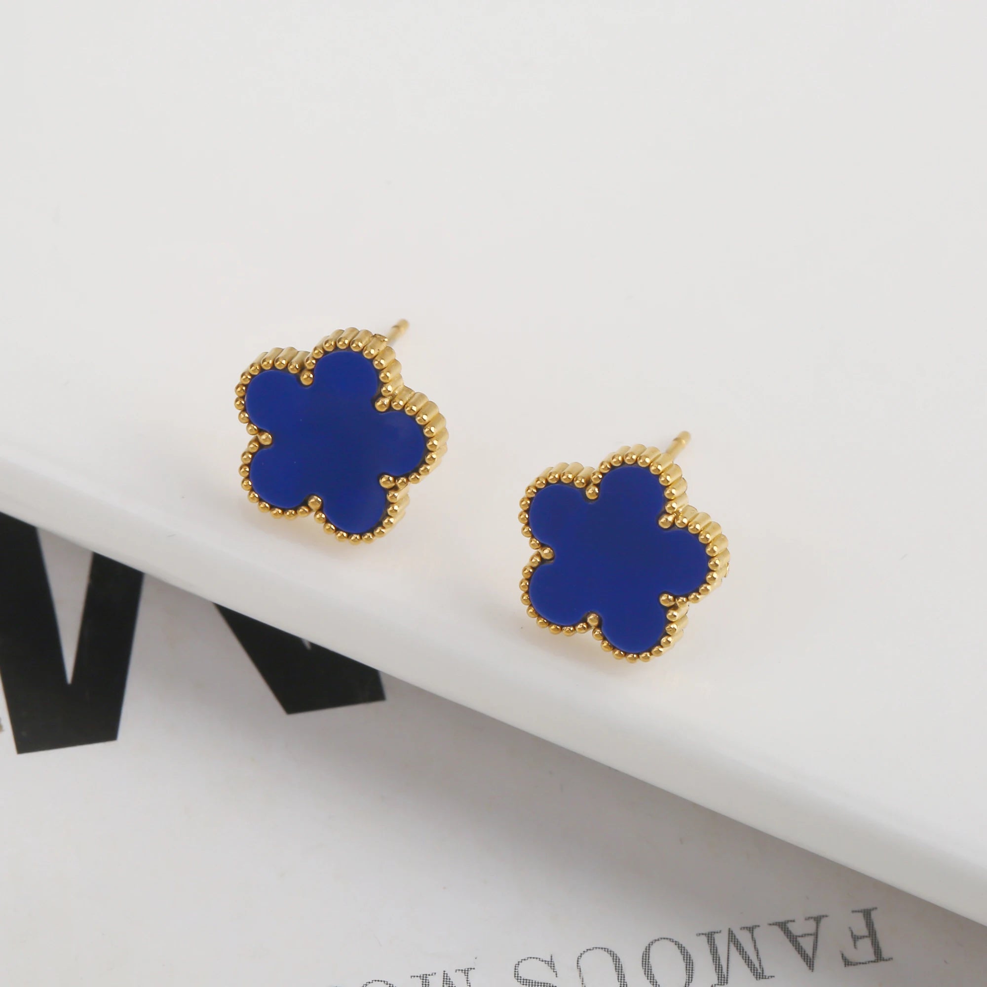 Clover Bloom Jewellery – Elegant Lucky Charm Set for Women