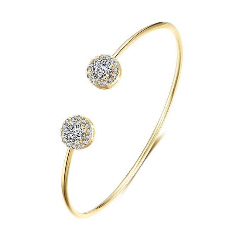 Nova Cuff Bracelet – Elegant Geometric Bangle for Women