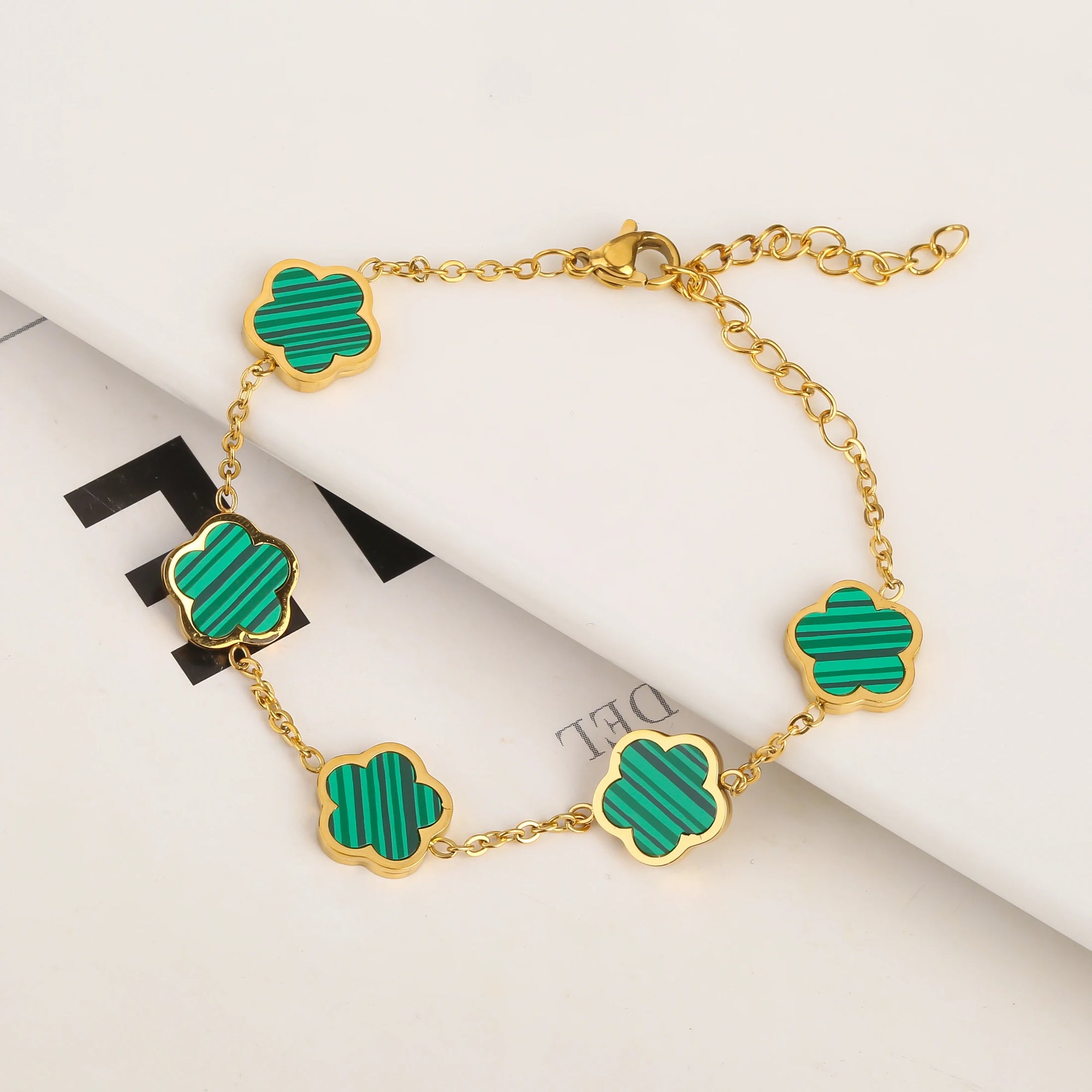 Clover Bloom Jewellery – Elegant Lucky Charm Set for Women