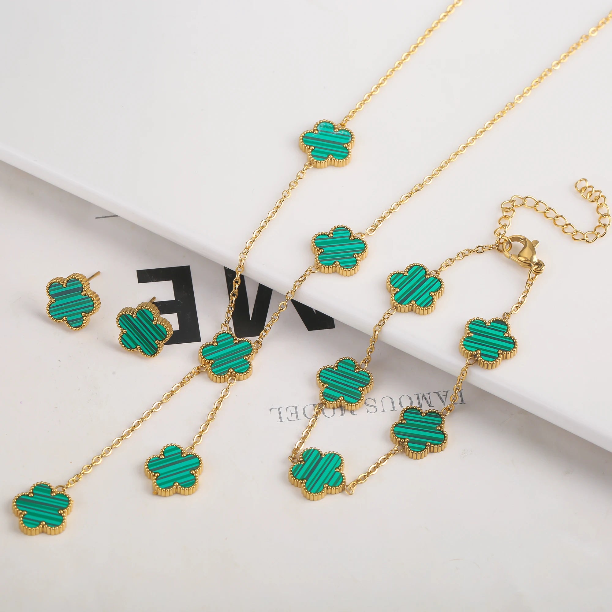 Clover Bloom Jewellery – Elegant Lucky Charm Set for Women