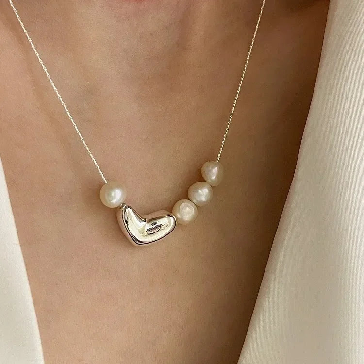 Aurora Pearl Choker