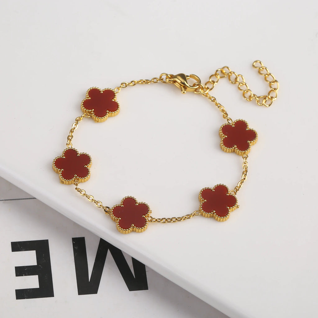 Clover Bloom Jewellery – Elegant Lucky Charm Set for Women
