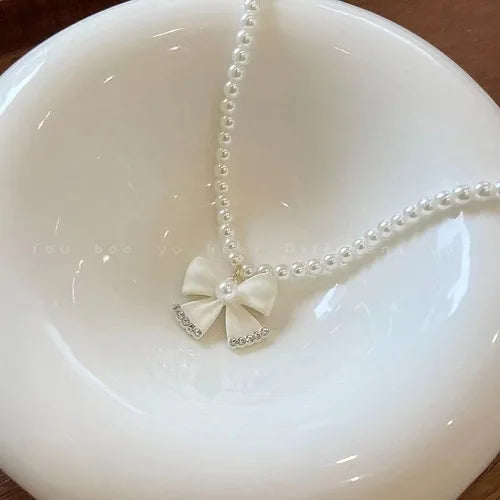 Aurora Pearl Choker