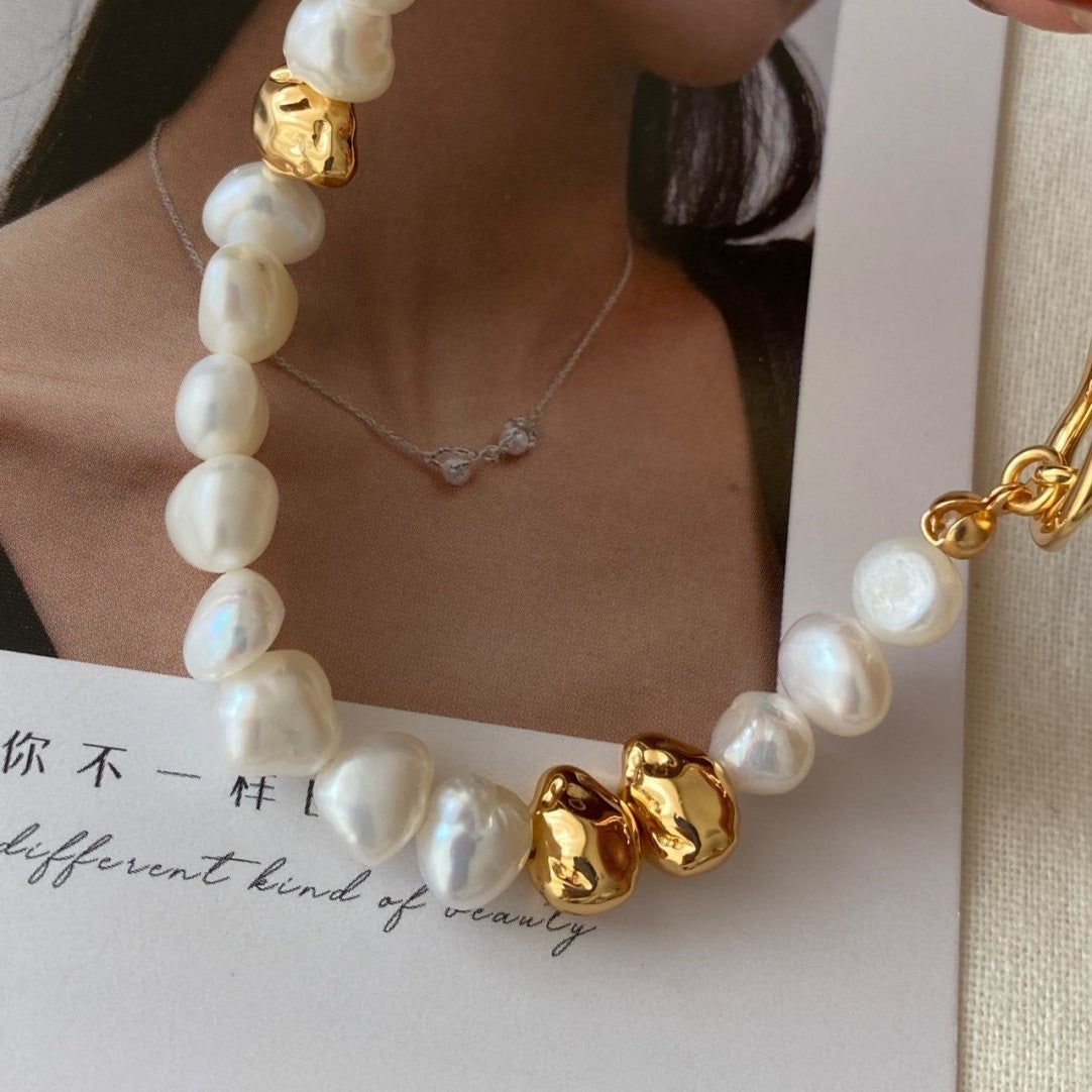 Elegant Pearl-Inspired Gold Bracelet for Women