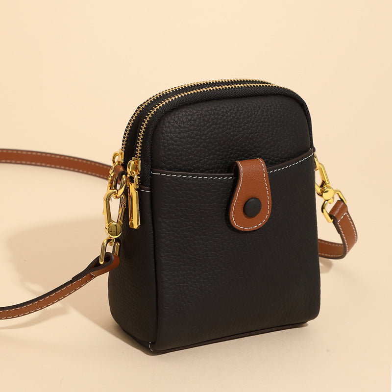 Chic Lychee Crossbody – Compact Elegance for Everyday Adventures