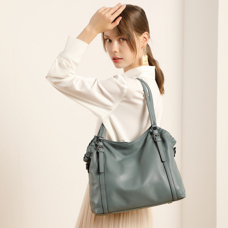 Classic Soft Leather Tote – Spacious & Stylish Handbag for Modern Women