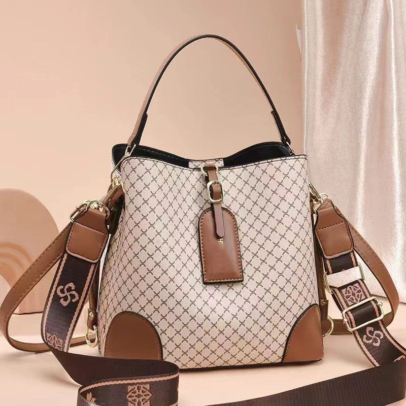 Luxury Patterned Tote – Large Capacity Handbag for Stylish Women