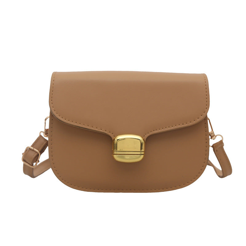 Chic Essentials – Minimalist Crossbody Bag for Everyday Style
